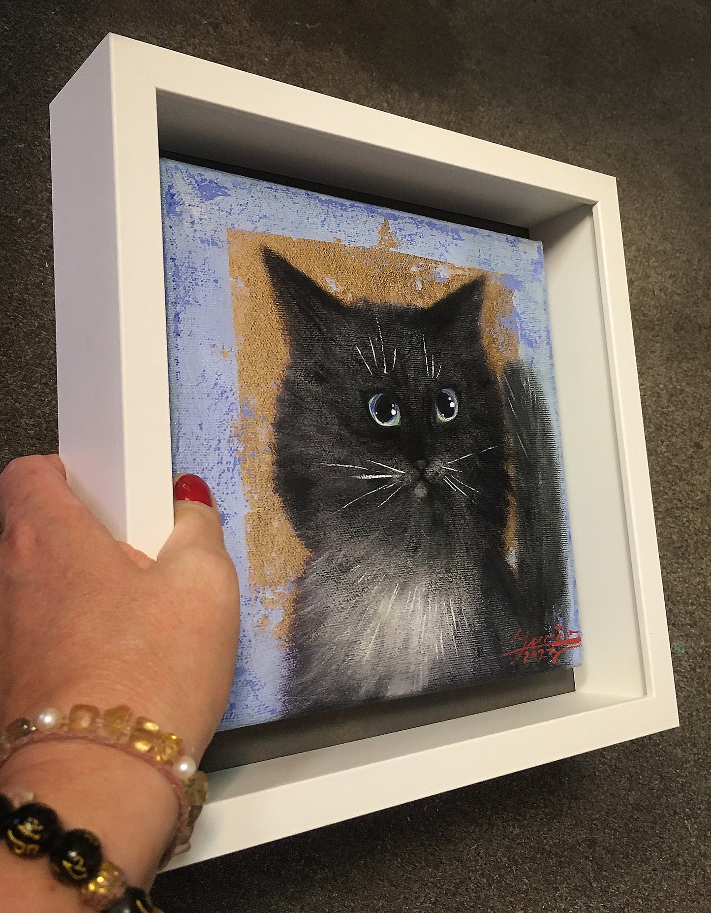 Cat looking for home FRAMED  / 21x21cm